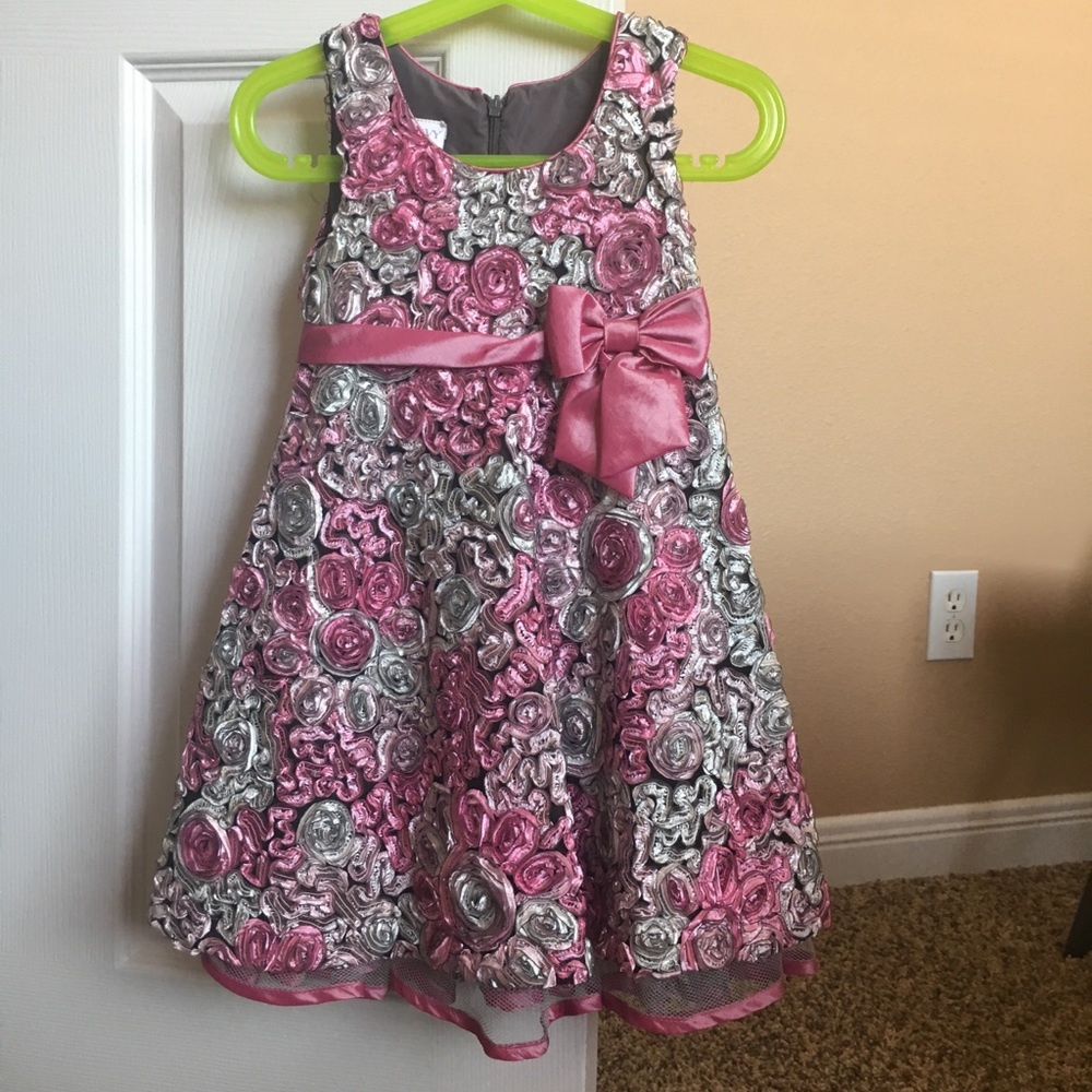 Girls special occasion party dress